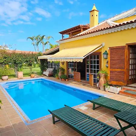 La Paz 2 Villa