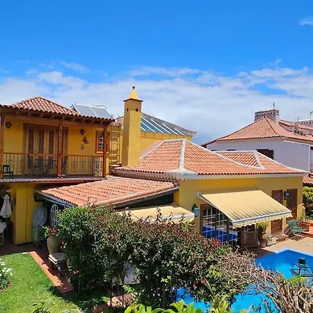 La Paz 2 * Πουέρτο Ντε Λα Κρουζ