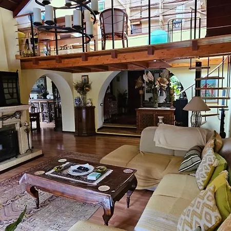 La Paz 2 Villa